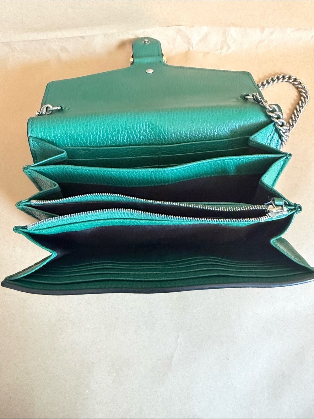 Gucci Mini Dinoysus Wallet on Chain - Picture 5 of 10